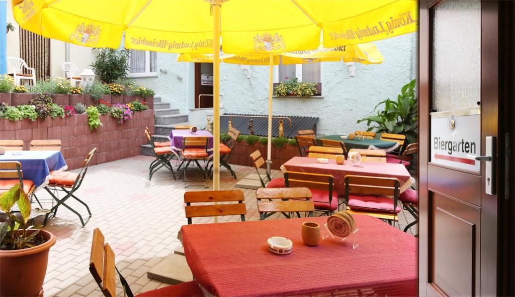 Hotel Bierstuebl Sangerhausen Exteriör bild